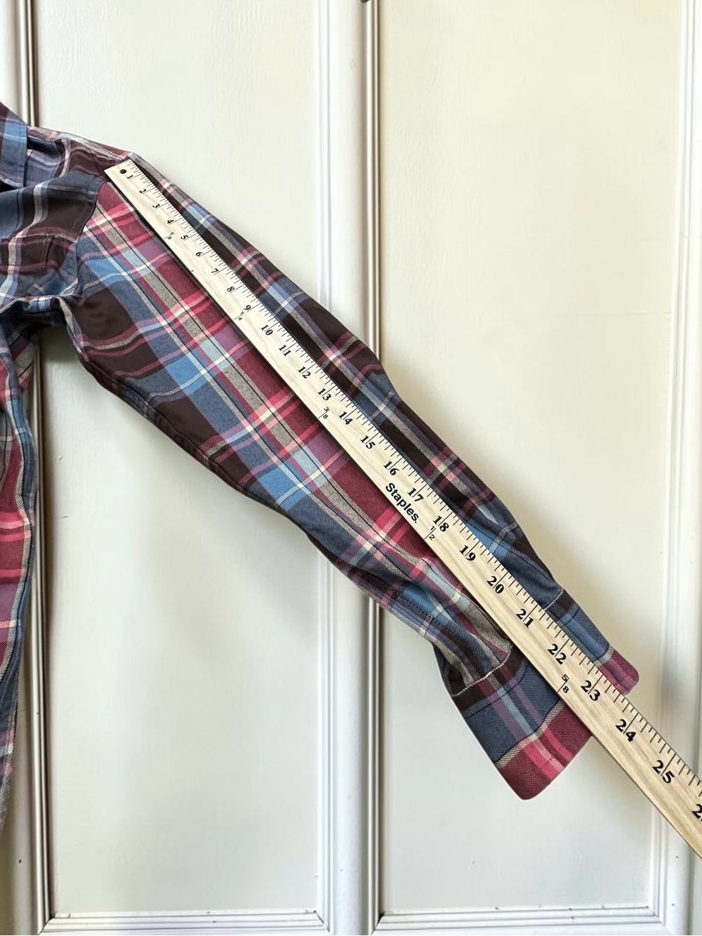 Lauren Ralph Lauren Plaid Button Down Shirt. Size: Large - Picture 7 of 10